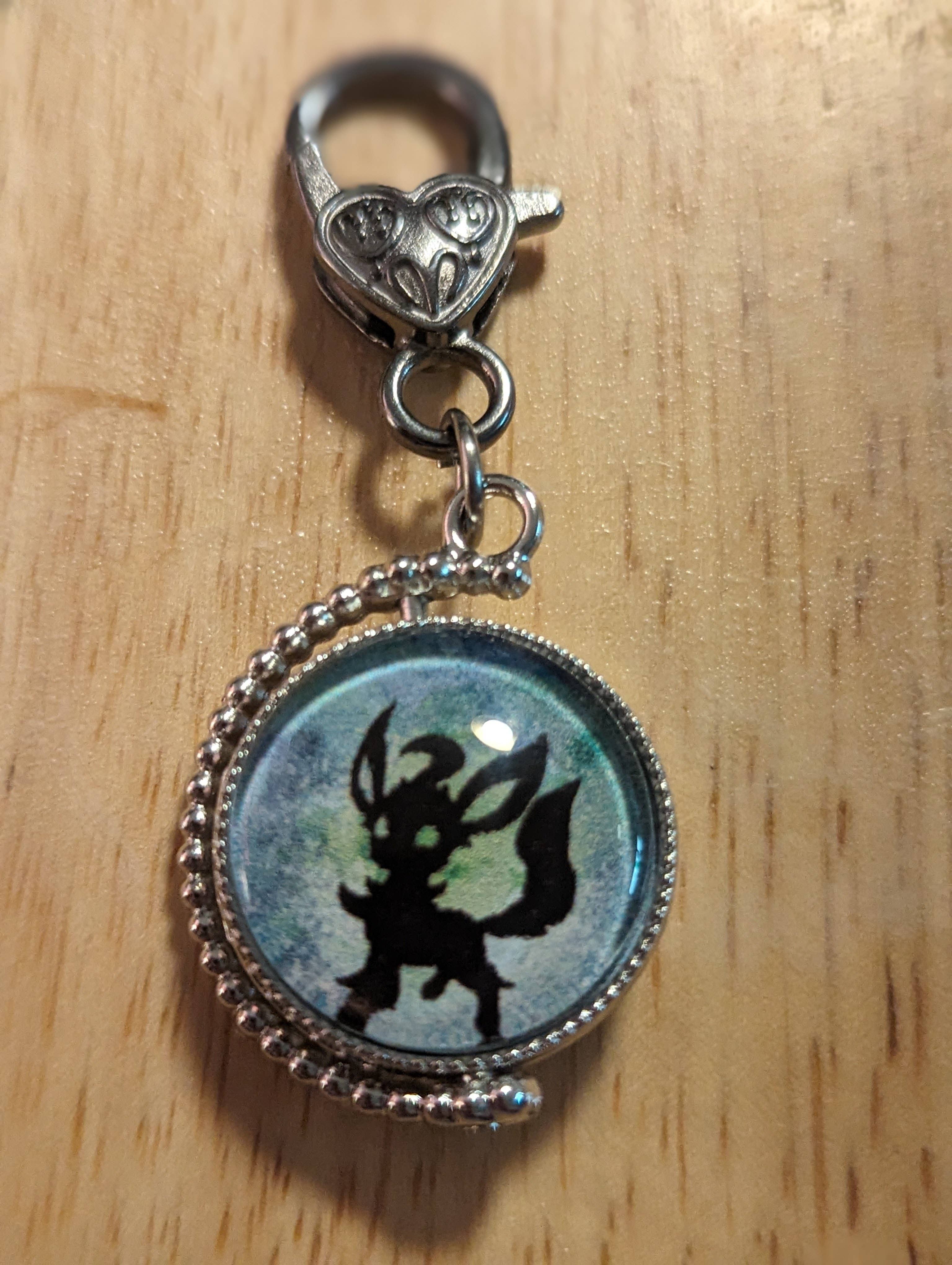 Con-Quest Crafts – Engroshandel Nøglering - Unisex – Dobbeltsidet Pokémon-inspireret fidget-charms nøglering5