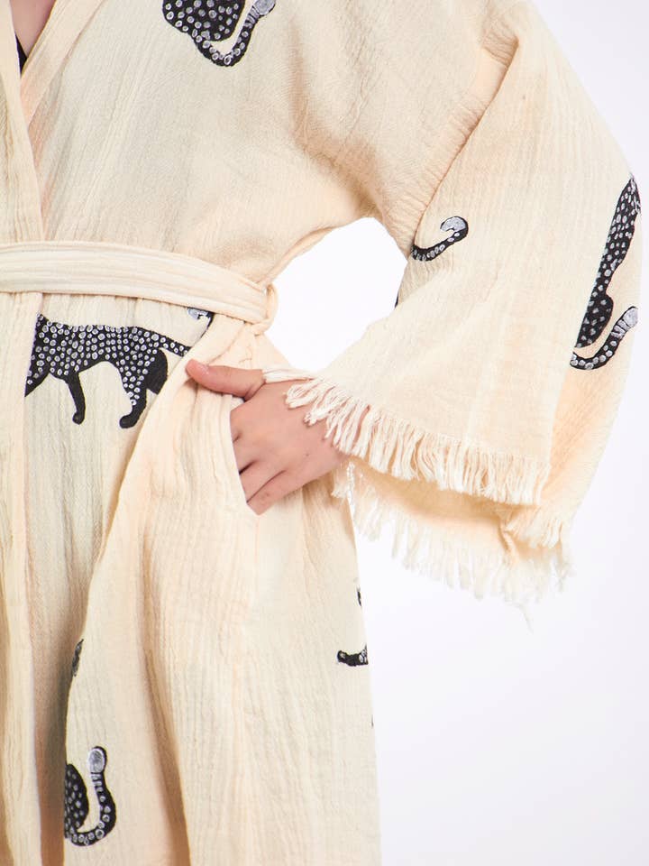 Yaz Concepts - Wholesale Kimono - Women's - White Leopard Print Short Robe Animal Print Clothing Kimono 10