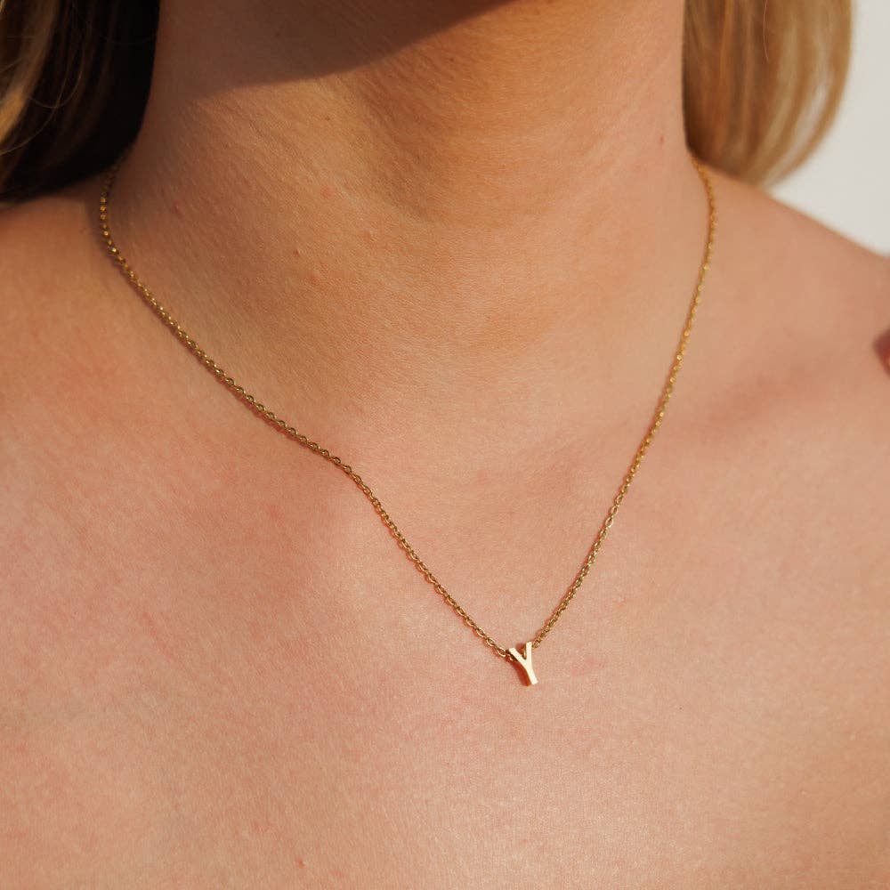 Silk oil of Morocco – Großhandel Kette mit Anhänger/Charm – Initiale Halskette | Amici by Ella25