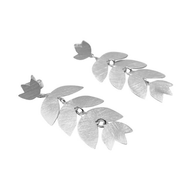 Boucles Tanam pour la vente par Anaïs BEARD