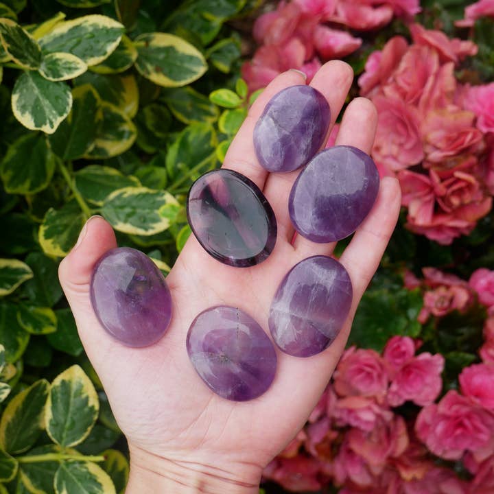The Healing Sanctuary - Wholesale Spiritual Stone/Crystal - Amethyst Worry Stones1