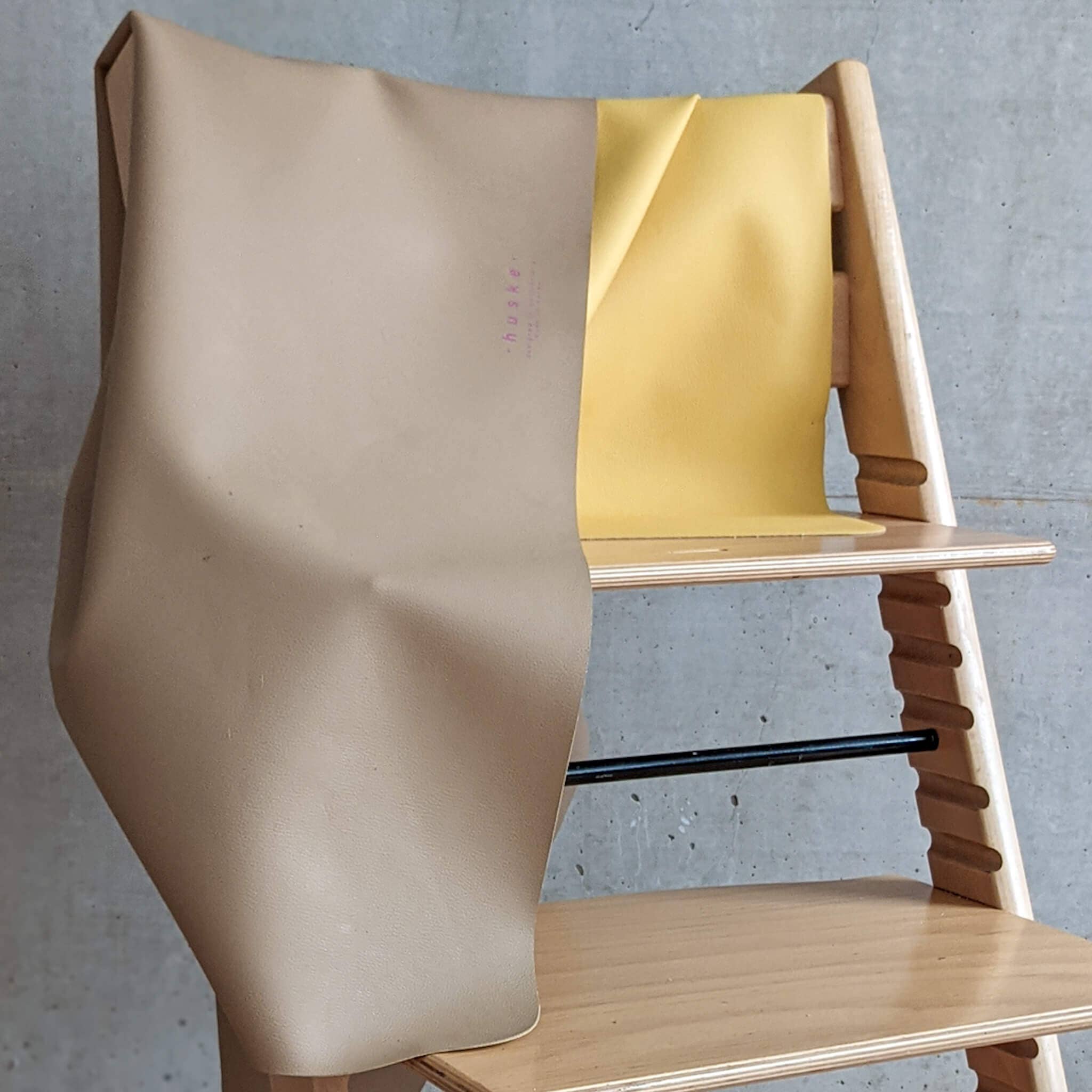 studio huske - Vendita all'ingrosso Tappetino da gioco - Bambini e neonati - Tappetino fasciatoio in pelle di silicone impermeabile, Wriggle Mat (S)27