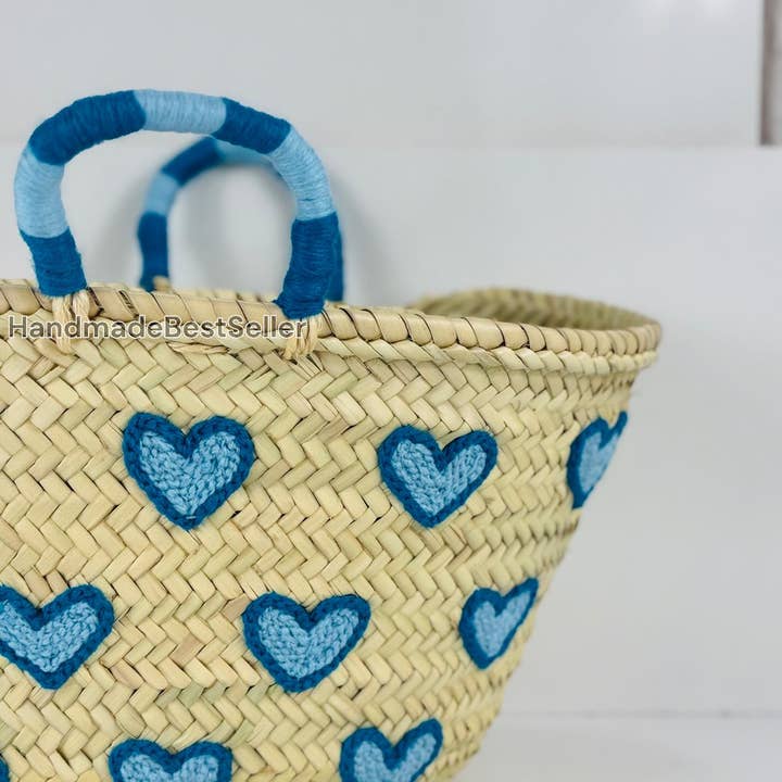 HandmadeBestSeller - Wholesale Basket - Handmade Straw Basket with Heart Embroidery10