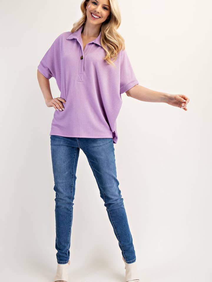 Celeste Clothing - Vendita all'ingrosso Top in maglia - Donna - TOP A COSTE TAGLIA FORTE CON COLLETTO E MANICHE CORTE - CT2391317