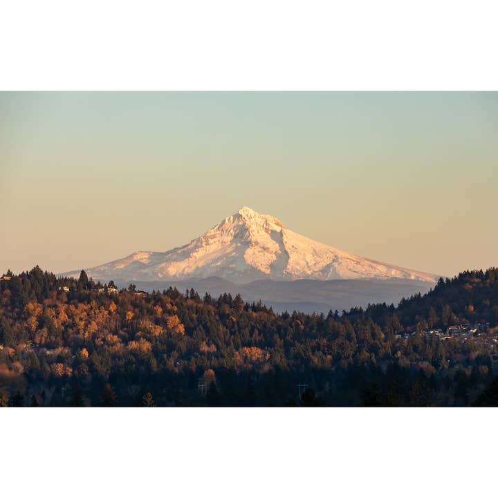 Tirage photographique « Nuits d'automne » • Mount Hood, Sunset, OR pour la vente par Andrea Morris Art
