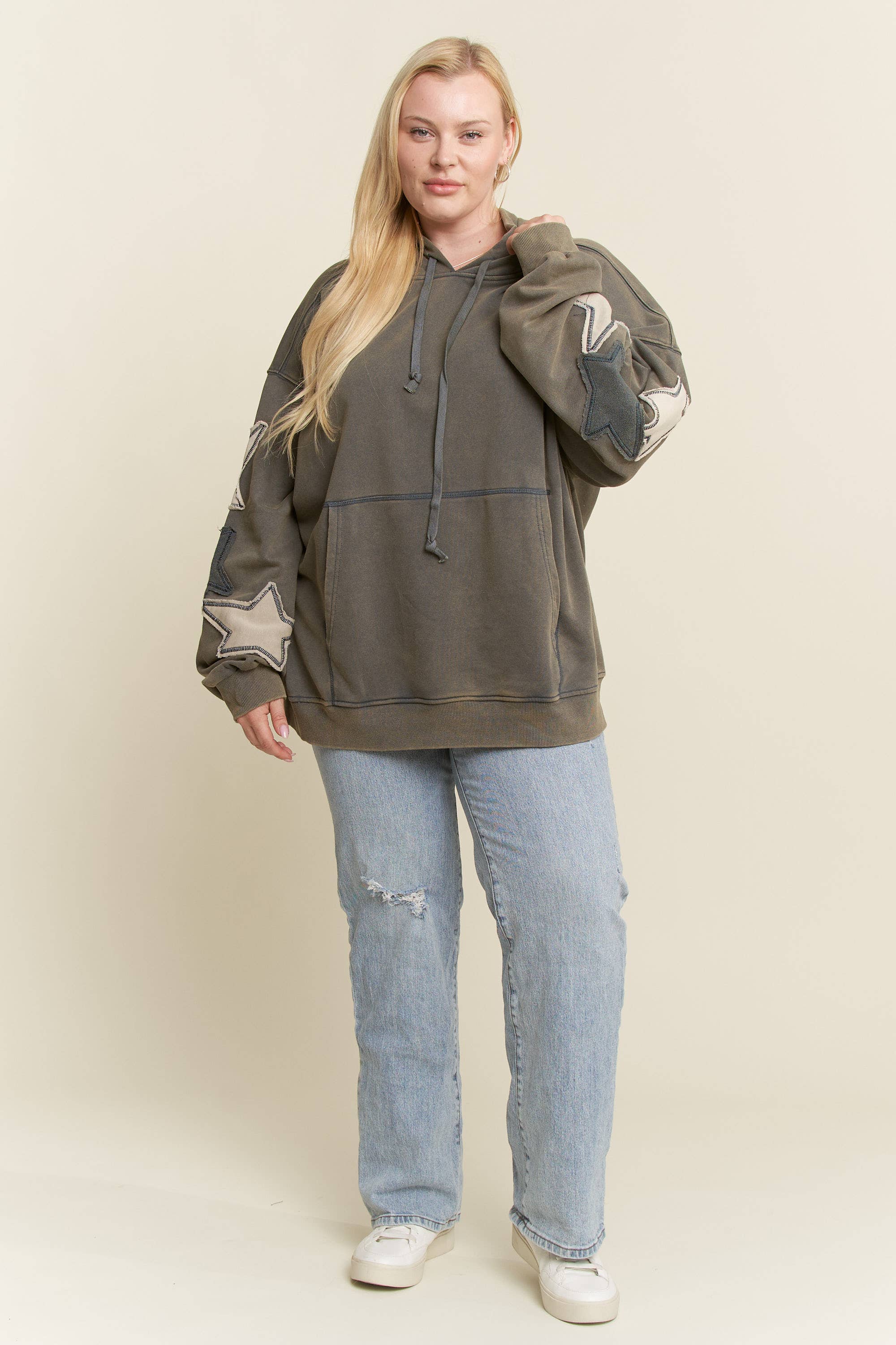 JADE BY JANE PLUS - Wholesale Hoodie - Dames - PLUS SIZE MINERAAL GEWASSEN LANGEMOUWEN STER GEPATCHTE HOODIE2