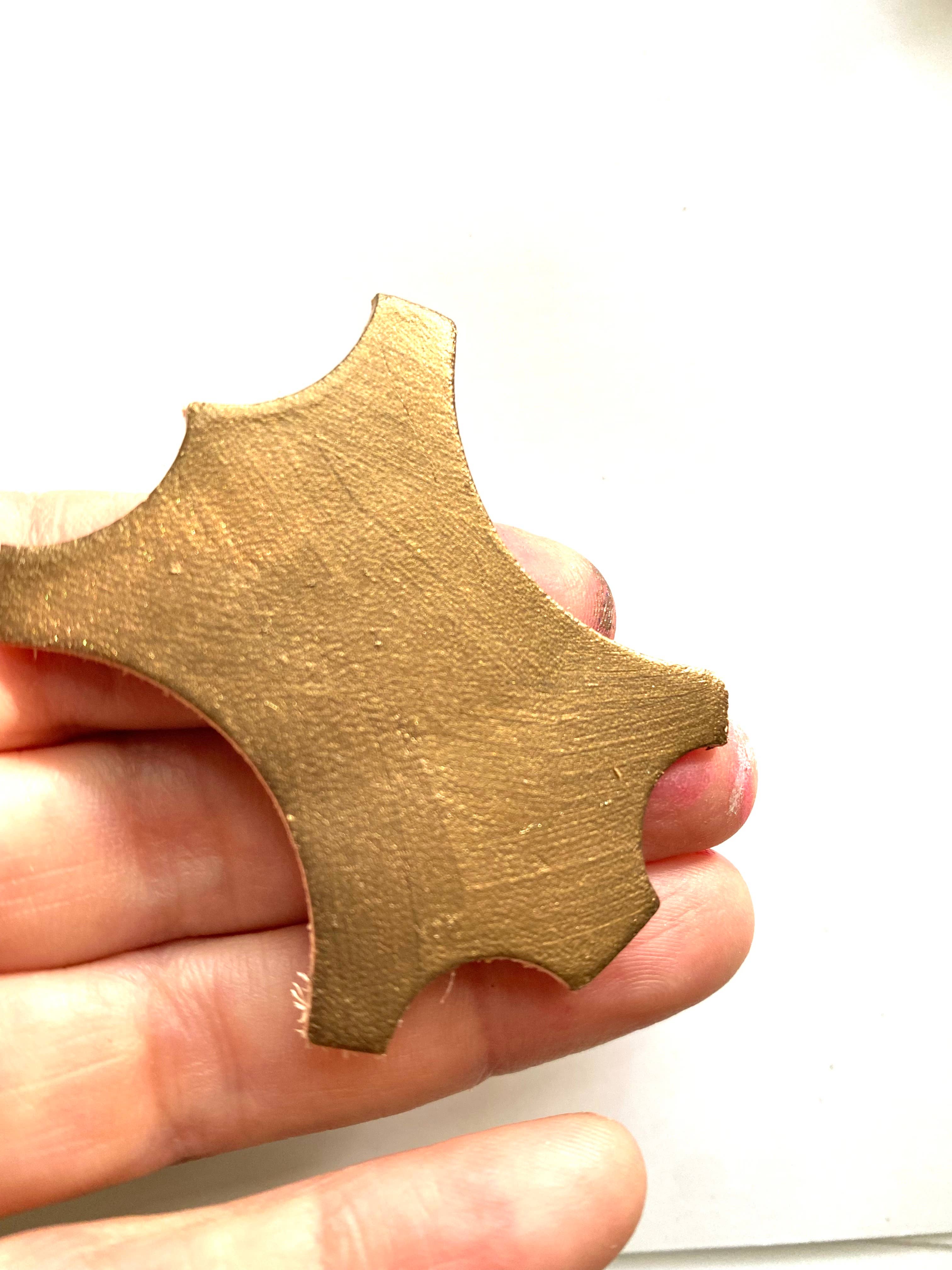 The Merchant Studio – Engroshandel Nøglering - Dame – Læder nøglering - Mudra hånd sælges separat4