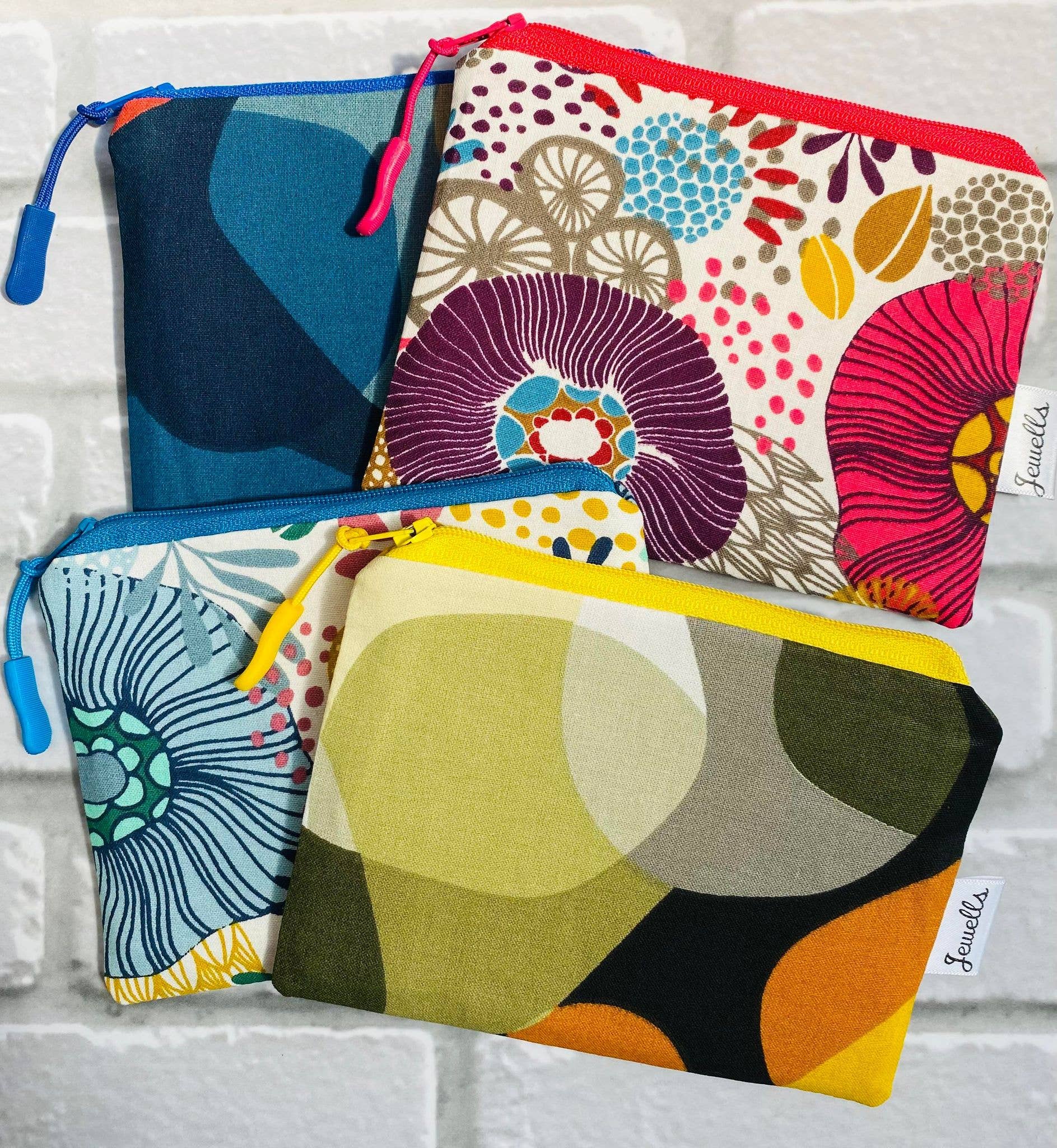 Jewells - Vente Pochette – femme - Pochette florale brillante en 2 couleurs et 2 tailles5