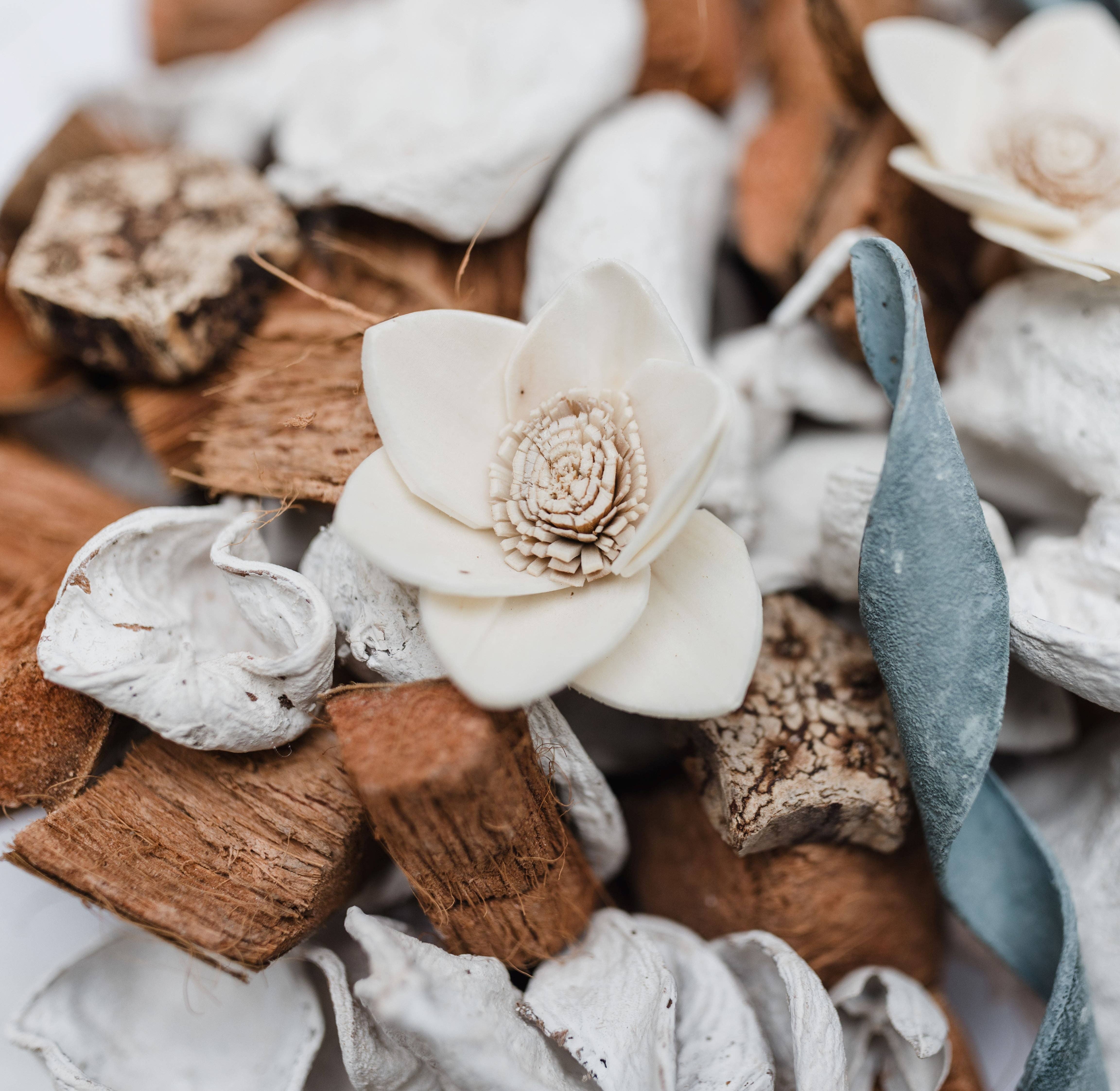 James & Co Fragrance – wholesale Potpourri – No. 1 White Potpourri3