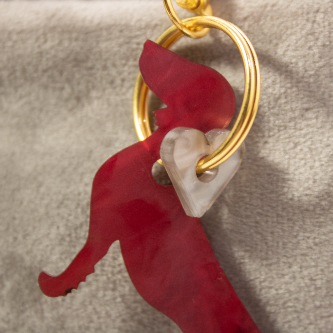 ALMA & GUSTL – Engroshandel Nøglering - Unisex – Nøgle- og taskevedhæng med gravhund1