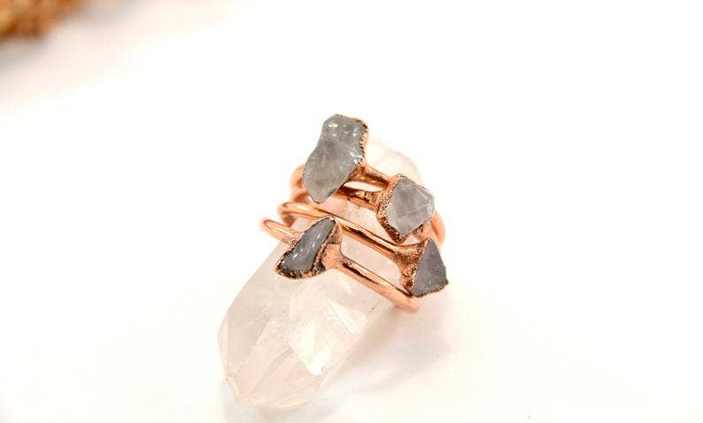 Daddy Daughter Jewelry – Großhandel Cocktail-/Statement-Ring – Zierlicher Kupfer-Rosenquarz-Ring | Love Stone Rosa Rosenquarz5