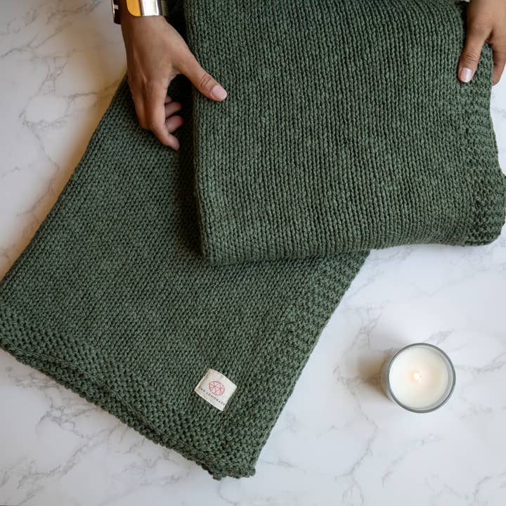Zrestha - Green - 100% organic cotton throw blanket for wholesale by Pink Lemonade