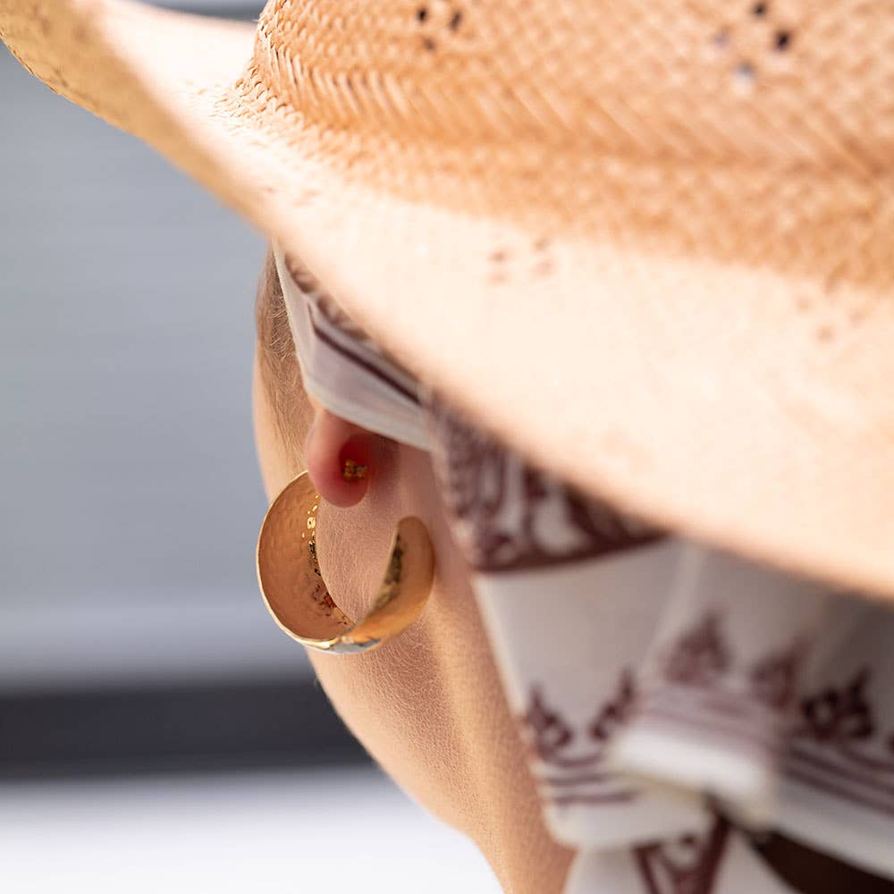 Amano Studio – Großhandel Hoops – Große Vintage gehämmerte Creolen1