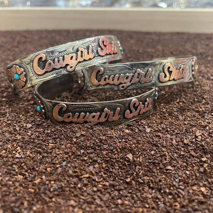 Manchette Cowgirl Shit pour la vente par Texas Lux