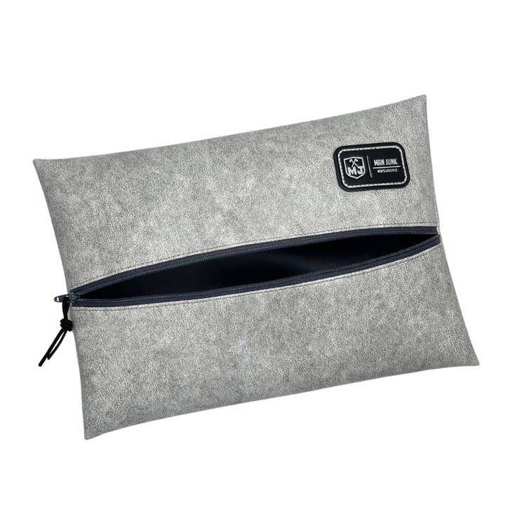 Graphite pour la vente par Man Junk Lifestyle