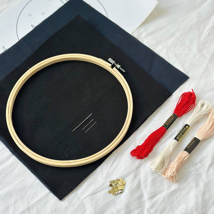 MakeBox & CO – wholesale Embroidery/cross-stitch supplies – The Hula Hooper Embroidery – 7 inch3