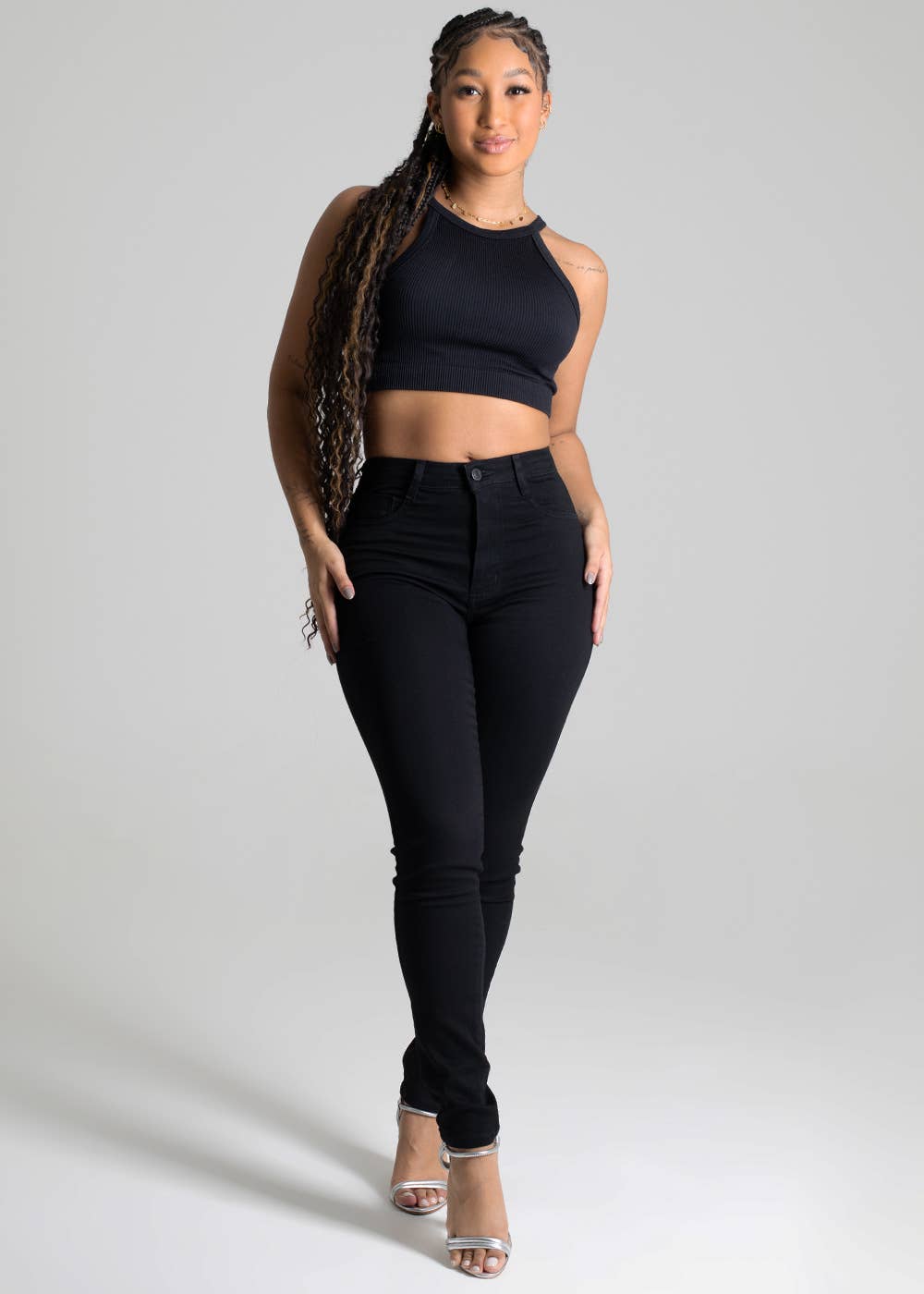 Sawary Jeans - Wholesale Jeans - Women's - Sawary Butt-Shaping Curve-Enhancing Jeans






1