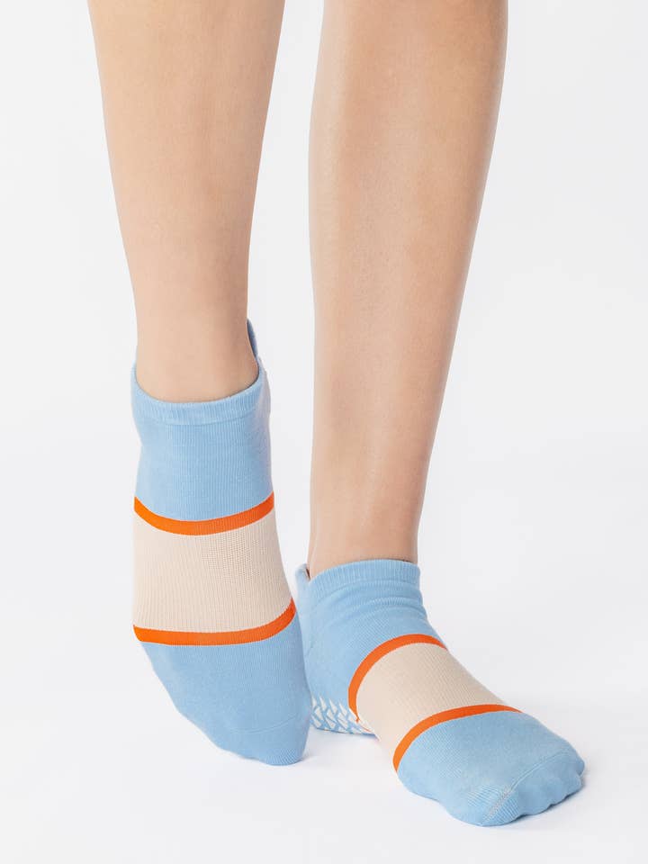 Women's Team Full Foot Grip Sock– No Slip Cotton Blend for Pilates & Barre for wholesale by Pointe Studio
