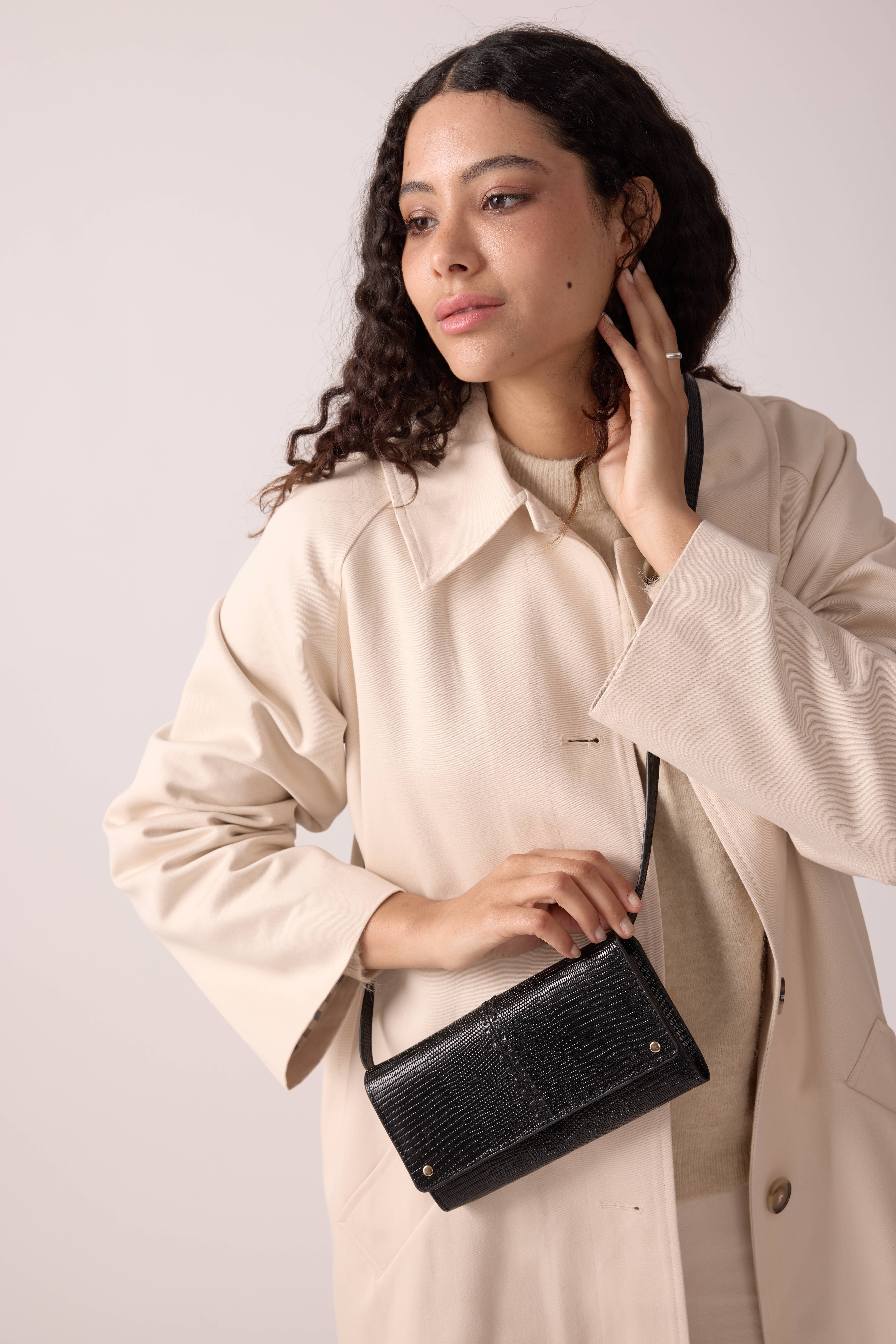 Maradji - Venta al por mayor Maletín - Mujer - CARTERA DE CUERO DE LAGARTO NEGRO GINA0