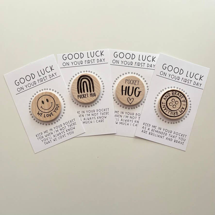 Handmade by Hammero - Vente Jeton/pièce de collection - Retour à l'école câlin de poche, bouton courageux et sourire2
