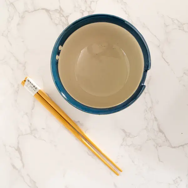 Urban Tokyo - Vente Bol - Ensemble de bols avec baguettes Cherry Blossom Design de 18 oz et 5,25 po D4