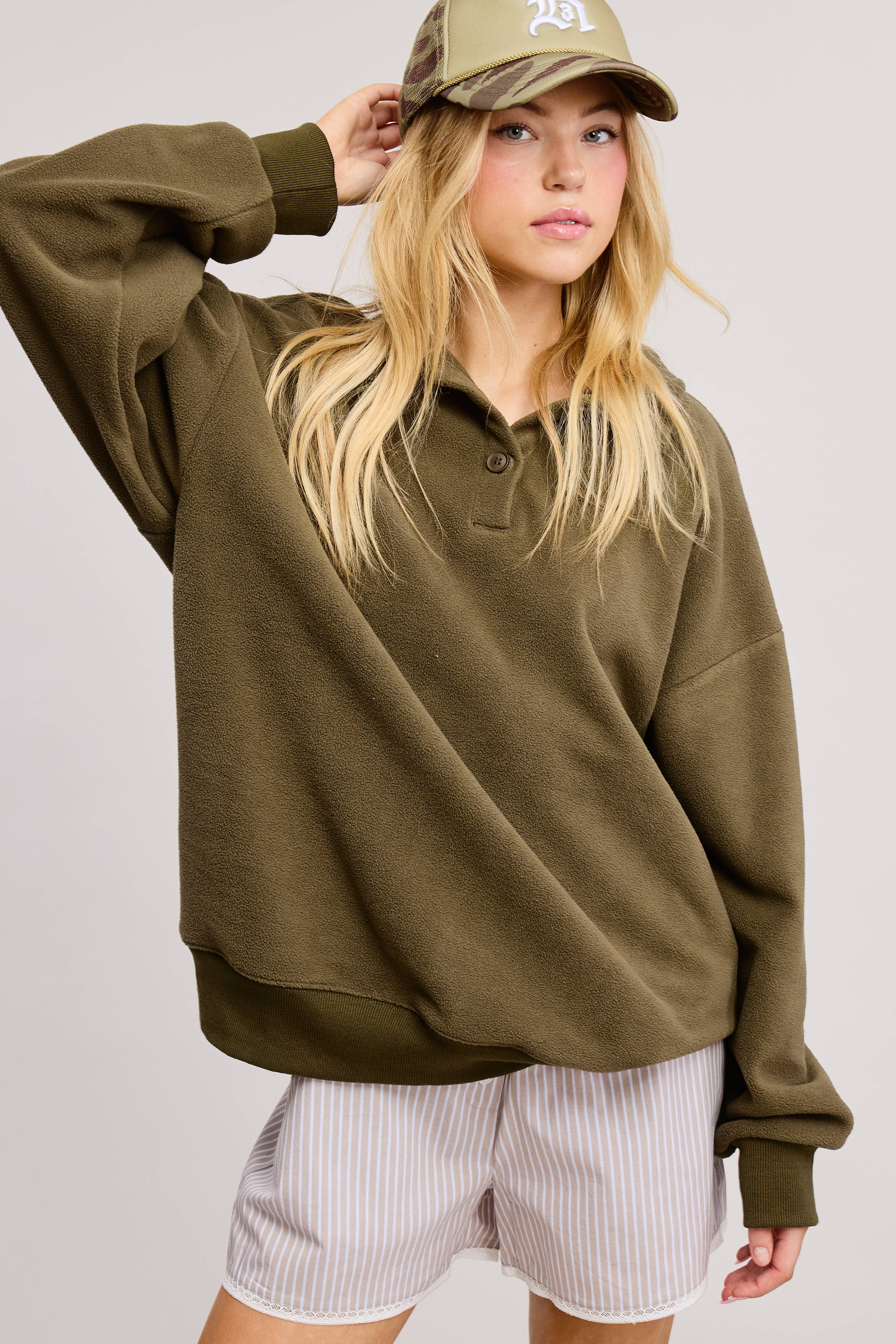 Ivoire Pull en maille à col boutonné en velours Teddy en vente sur Faire7