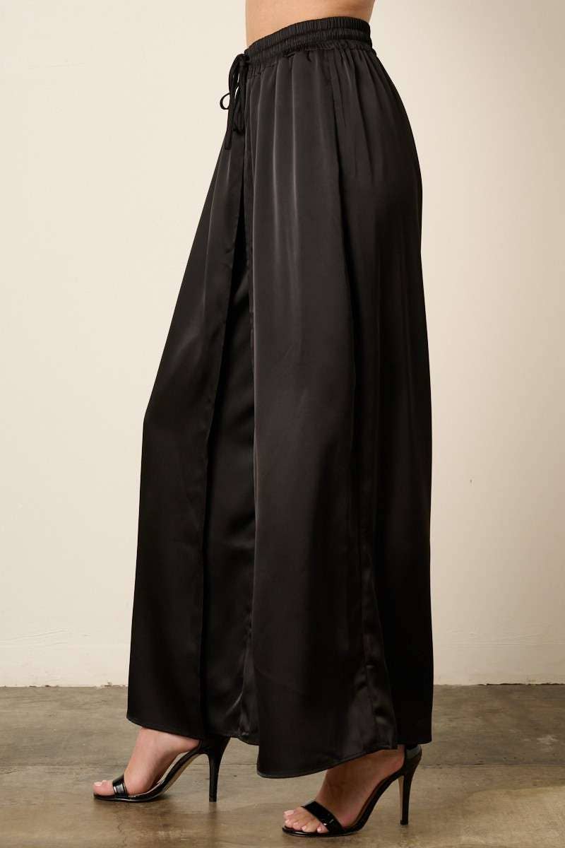 mittoshop - Vente Pantalon – femme - PANTALON À JAMBES LARGES EN SATIN FLYAWAY1