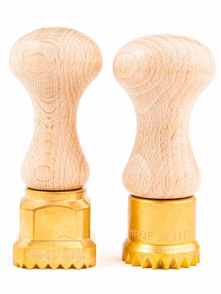 Pasta Verktygsset 1x Fyrkantig Stämpel 35 1x Rund Stämpel 34 för wholesale av LA GONDOLA