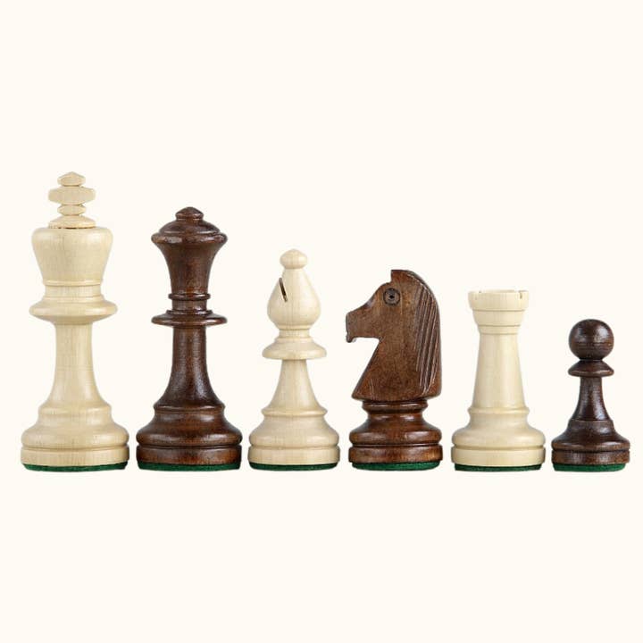 Pièces d'échecs – Staunton en hêtre – 92 mm & 98 mm (No. 5 & No. 6) pour la vente par Schackmatt.se