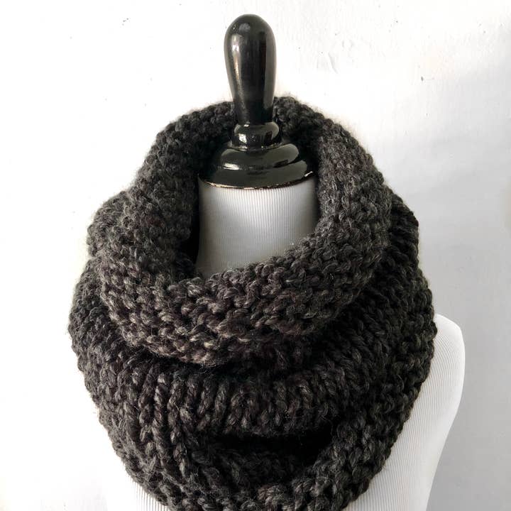 Neckwarmer in Charcoal for wholesale by Nickichicki