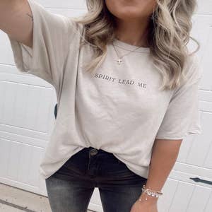 A Lot Going On at The Moment T-Shirt for Women Nashville Country Music  Shirt Casual Letter Print Sarcastic Tops(White 1, Large) at  Women's  Clothing store