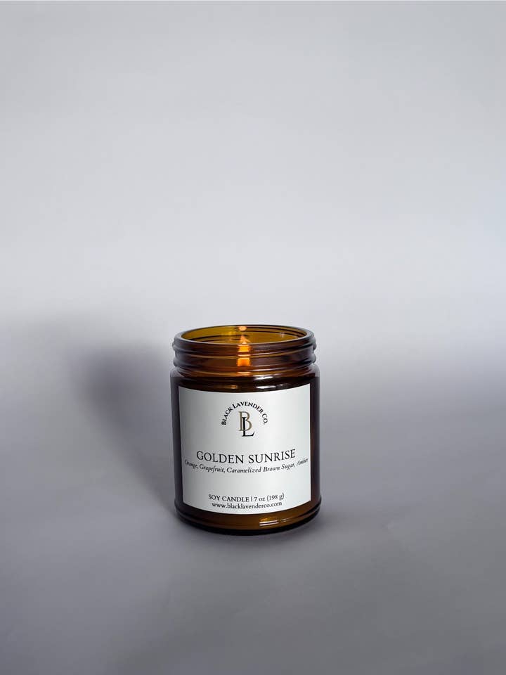Golden Sunrise Candle - 7 oz. Amber Glass voor wholesale door Black Lavender Co.