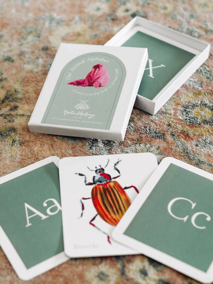 Animal Alfabet Flash-kort for engroshandel hos Kristin MacKenzie Fine Art