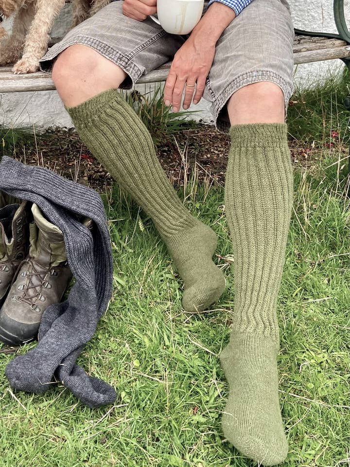 Samantha Holmes Alpaca Clothing and Gifts - Venta al por mayor Calcetines - Hombre - Calcetines hasta la rodilla de alpaca campestre para hombre