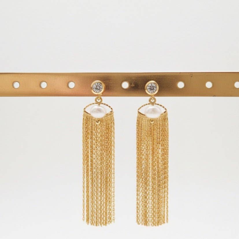 OE! - Wholesale Dangle Earrings - GOLDEN RIPPLE - Earrings with Golden Fringes and River Pearl – Luminous Elegance3