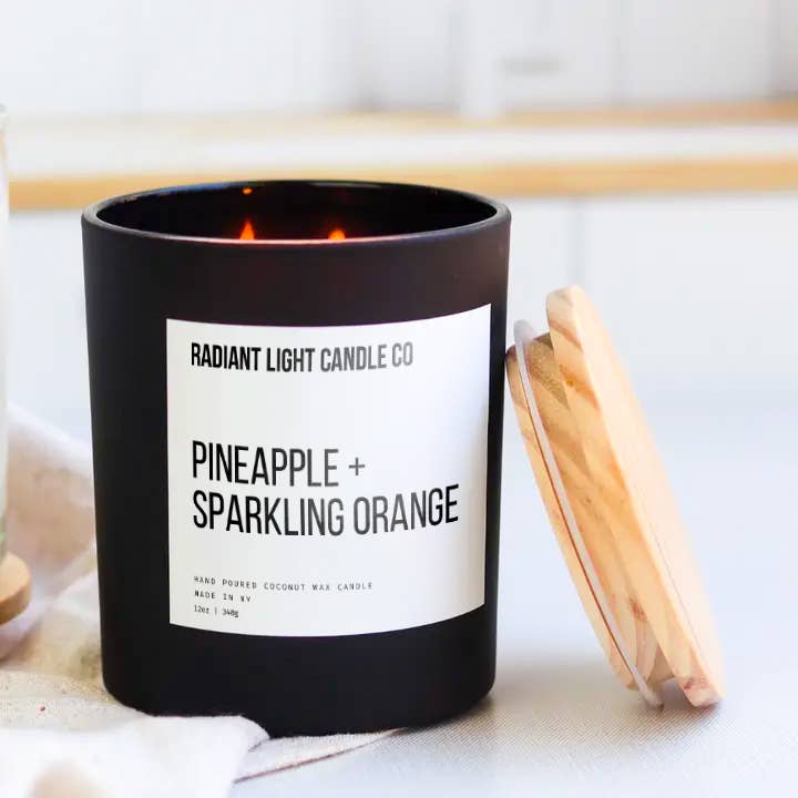 Vela Perfumada de Maçã Assada + Baunilha 12oz em Preto Fosco por atacado de Radiant Light Inc