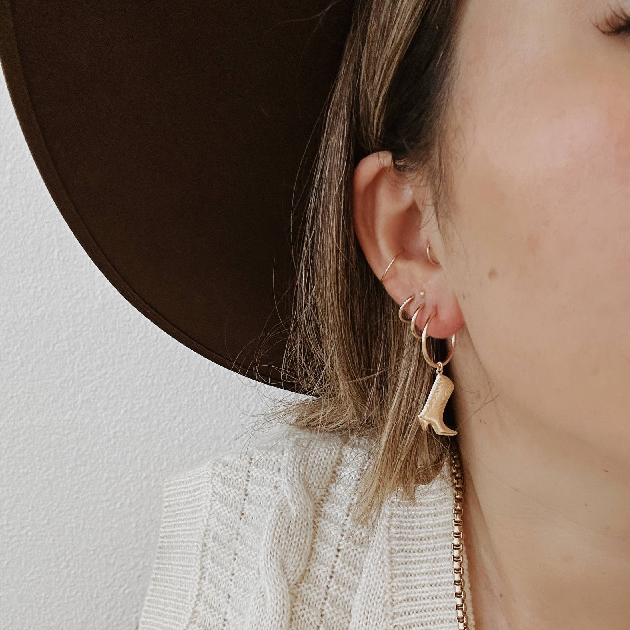 The General Collective - Wholesale Huggie Earrings - Skye Hoops10