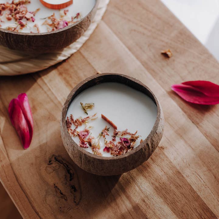 Lumininie - Wholesale Jar/Filled Candle - Hibiscus candle3