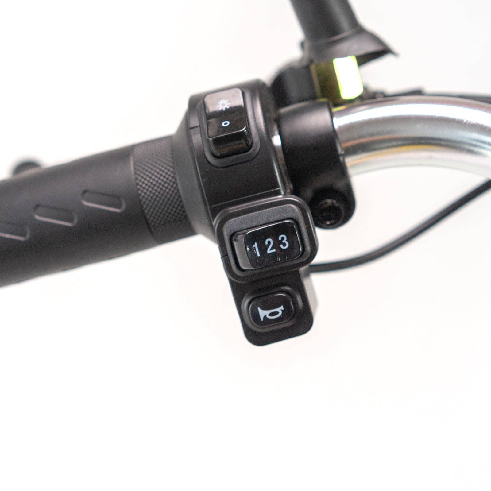 39F Inc. - Wholesale Bike/Scooter - Kids - Foldable Electric Tricycle for Adults with 350W Motor11