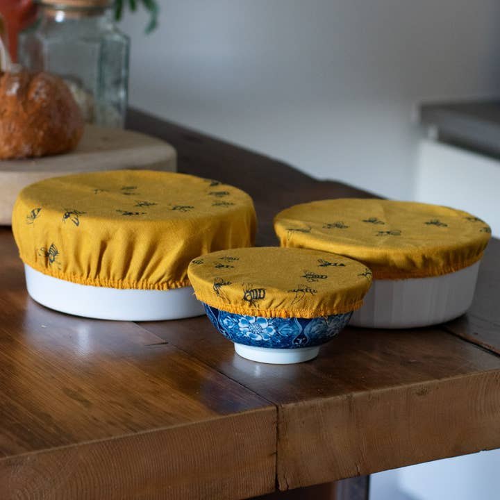 Helen Round - hand printed linen and bamboo wellness – wholesale Food storage wrap/bag – Reusable Linen Bowl Covers With Hand Printed Bee Design7