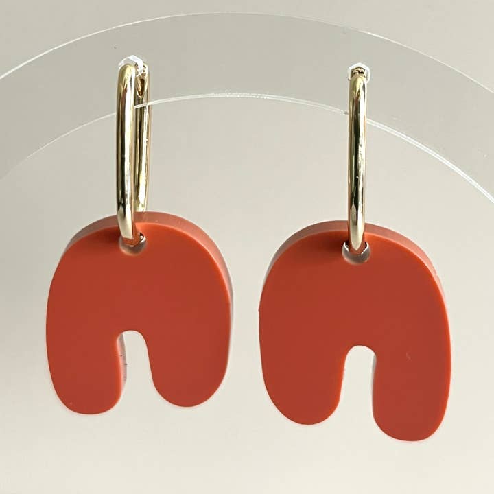 Retro U Drop Huggie für den Großhandel von She’s Crafty Handmade