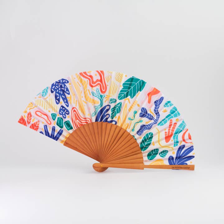 Leaflets fan for wholesale by DesignPlace