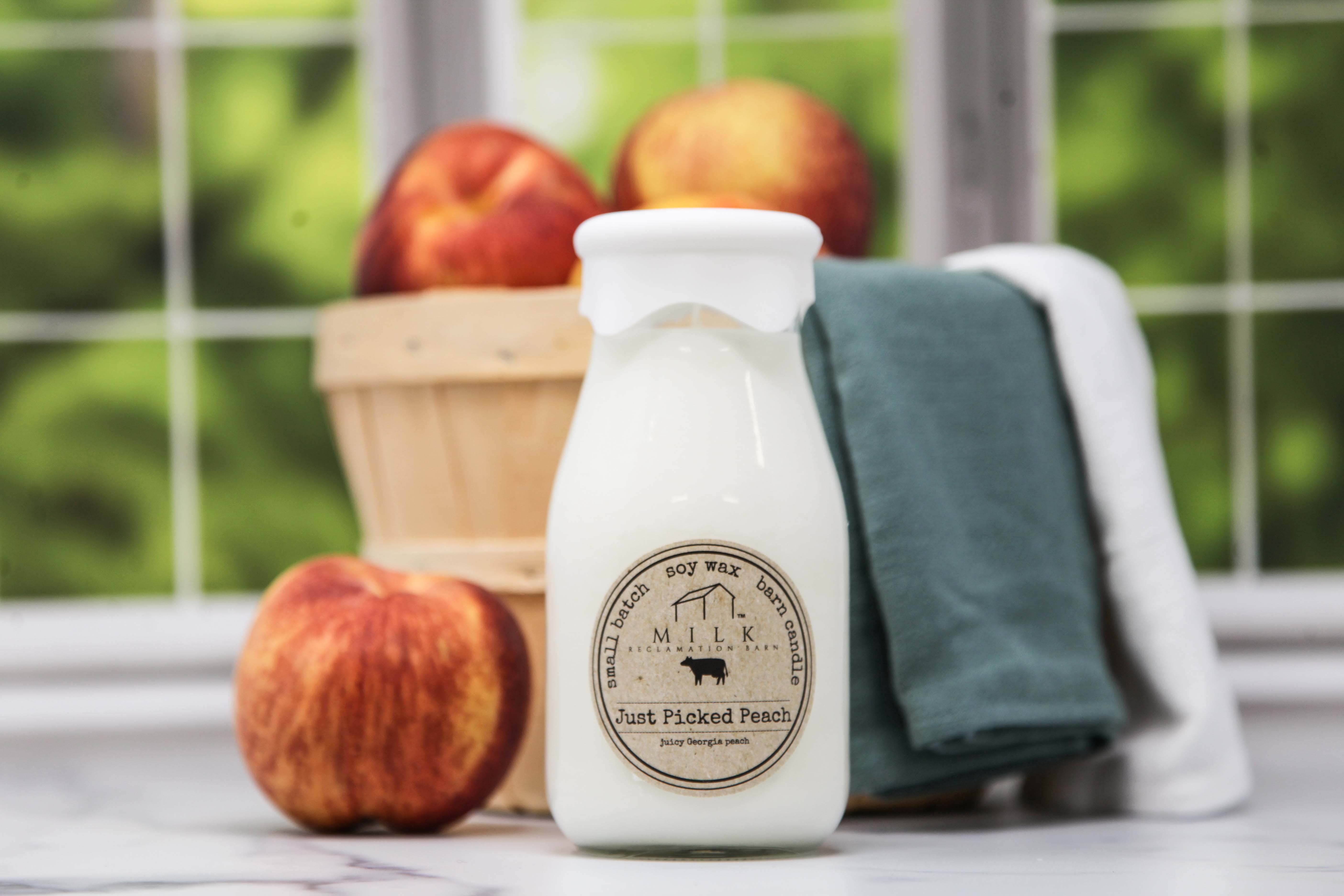 Milk Reclamation Barn - Wholesale Jar/Filled Candle - Milk Bottle Candle 13 oz20