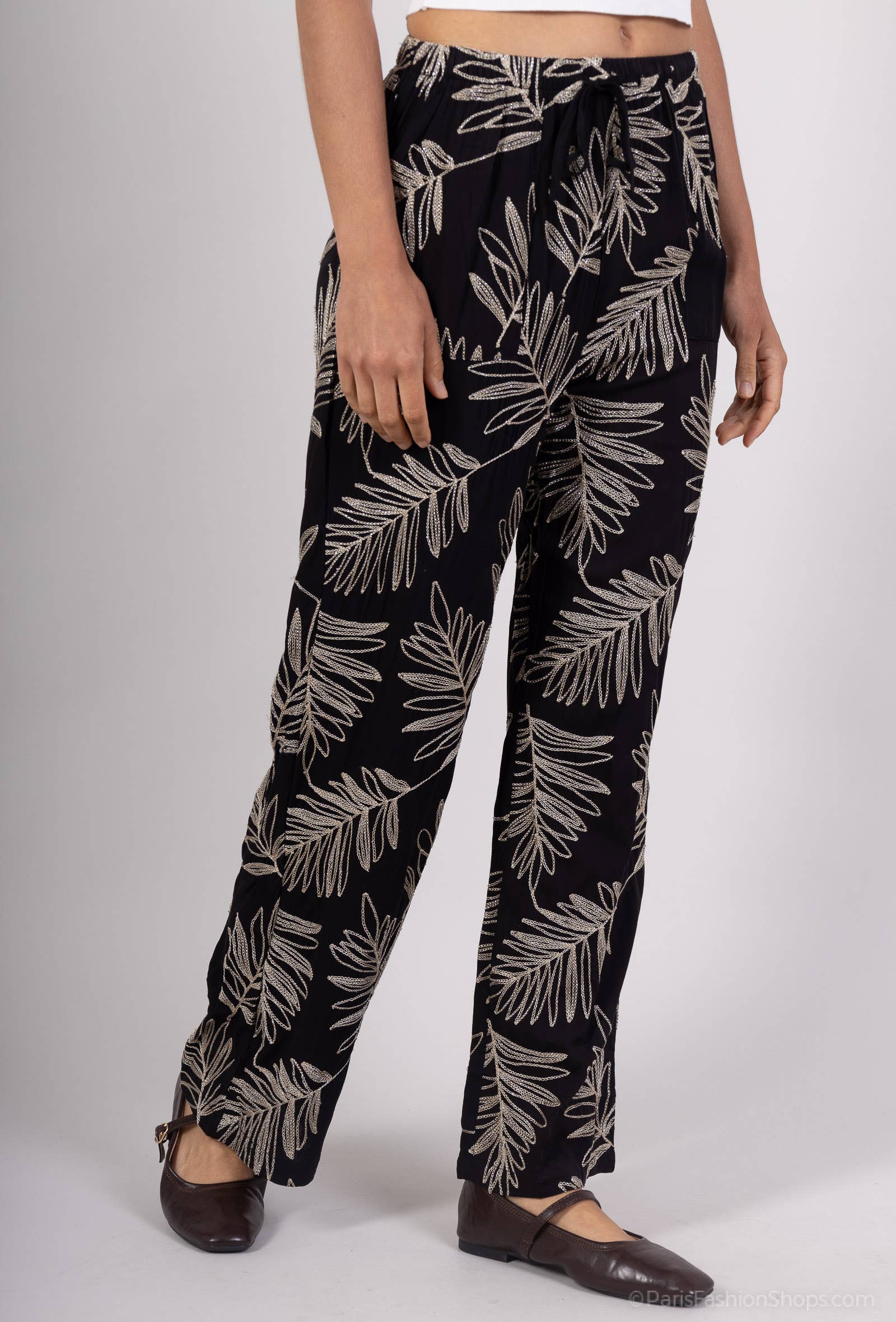 KY CREATION PARIS - Wholesale Pants - Women's - Fluid pants with a golden palm pattern2
