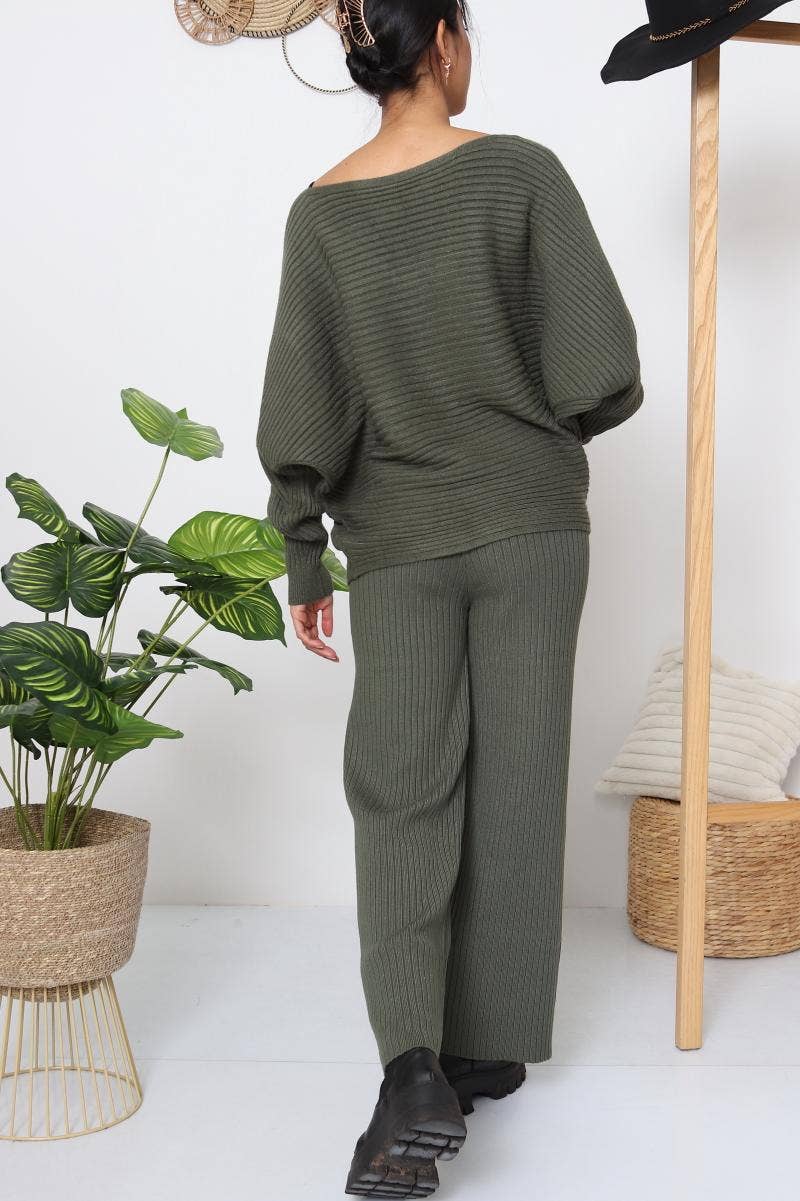 DIX-ONZE - Wholesale Top & Pant Set (NOT Loungewear) - Women's - Ribbed Fine Knit Set – Oversized Sweater & Wide-Leg Pants10