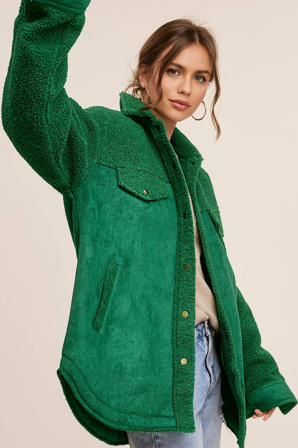 La Miel - Vente Veste – femme - JKT1790 - Veste boutonnée surdimensionnée en faux daim avec poches7