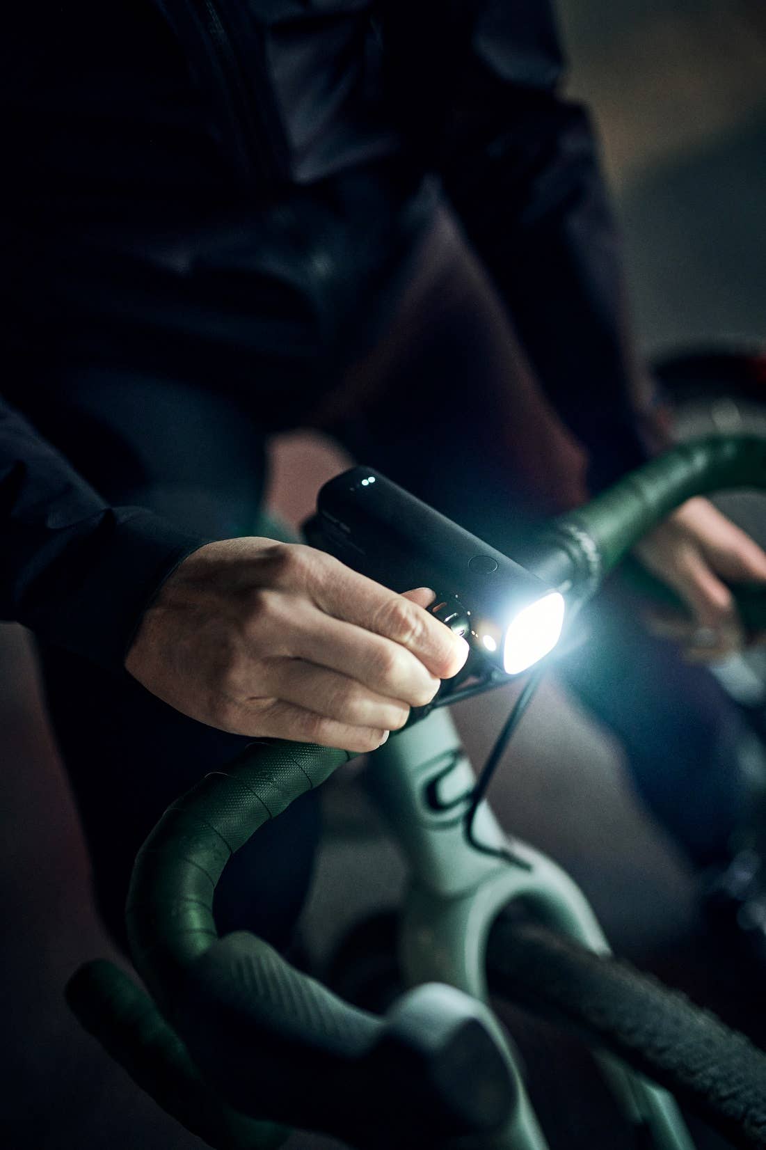 Bookman Urban Visibility - Wholesale Biking Accessories - Volume™ 800 - Rechargeable Performance Bike Light2