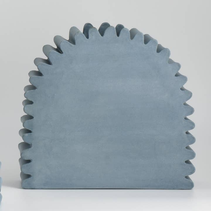 Vase en céramique de taille moyenne LE VOLTE - NOUVELLE COLLECTION pour la vente par FRANCESCA VERARDO CERAMICS