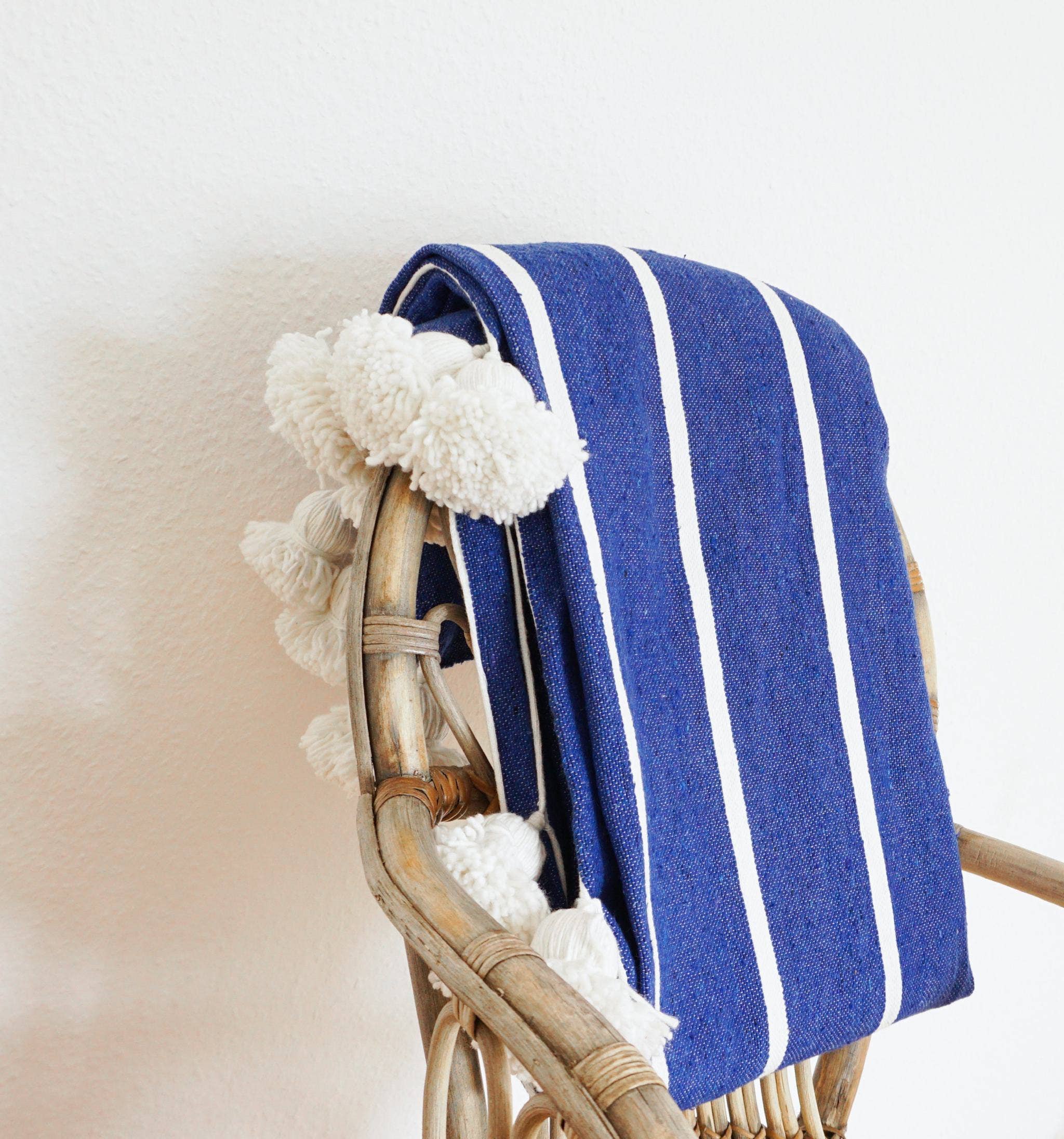 Living Multicultural - Wholesale Bedding Blanket - Pom Pom Decke 250 x 150 cm | Chefchaouen1