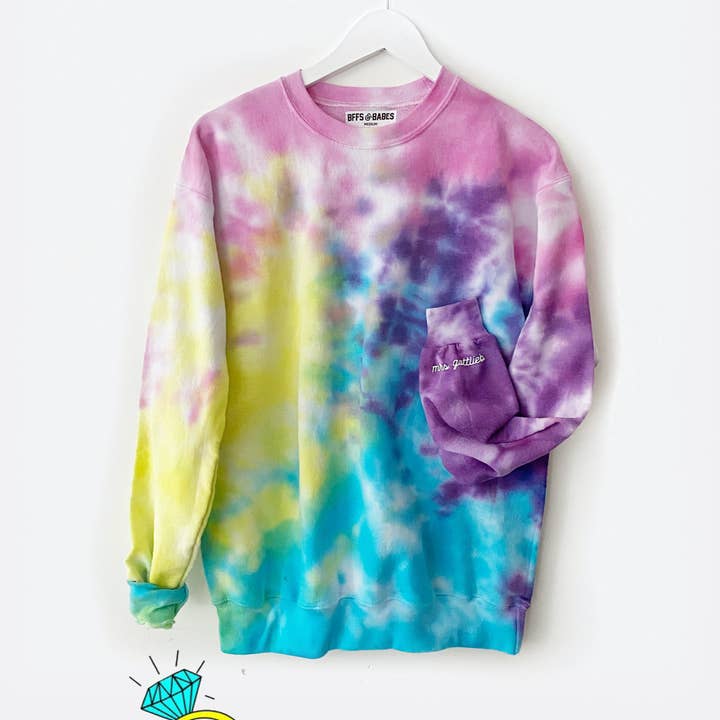 CANDYE CRUSH ENGAGED AF ♡ sweat-shirt à manchettes personnalisées pour la vente par BFFS & BABES